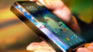Новый смартфон Xiaomi складывается втрое (видео)