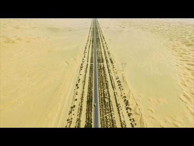 Для чего китайцы построили 446 км трассы посреди безлюдной пустыни. Уникальное Таримское шоссе