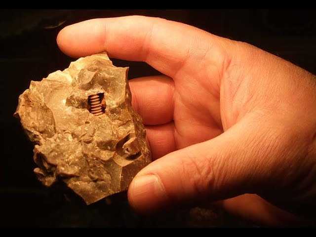 Этого не может быть.Необычный артефакт из Приморья оказался частью механизма,возрастом 240 млн.лет