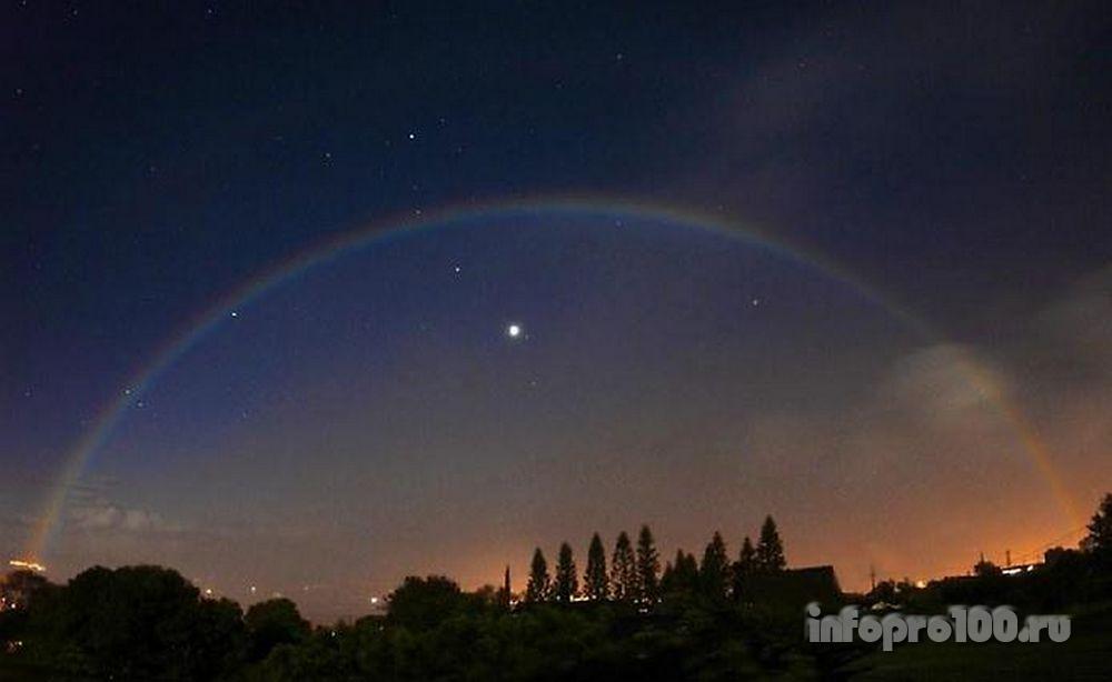 Лунная радуга фото